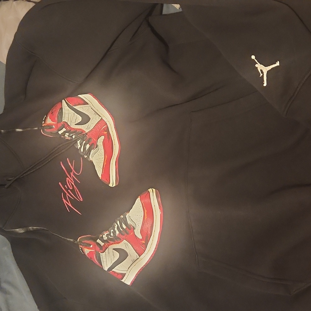 Boys size medium Jordan sweater